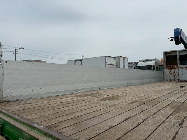 K-2128 QPG-CD5ZA  車検付 令和8年11月迄 H27 UDトラックス クオン 4段クレーン ラジコン フックイン TADANO タダノ 永久磁石式リターダ 7速 MT マニュアル 10t 25t 大型 ユニック車 カーゴクレーン（22枚目）