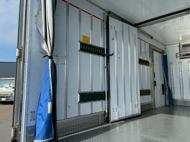 2168 TPG-FEB50 保証対象車両 三菱ふそう キャンター 冷蔵冷凍車 ワイド ロング 東プレ -30℃低温設定 R404A 2室 可動式仕切り板 左サイド扉 3トン積載 3t 7t 小型 冷凍バン 箱車(22枚目)