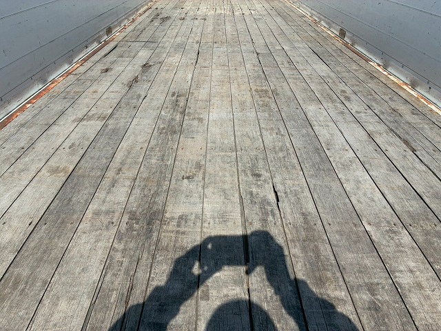 2169 TKG-MK38L H26 UDトラックス コンドル アルミブロック フルキャブ/ベッド付き 3.6トン積載 6200 標準幅 TOYOBODY 215馬力 6速 MT マニュアル 4t 8t 中型 平ボディ（24枚目）