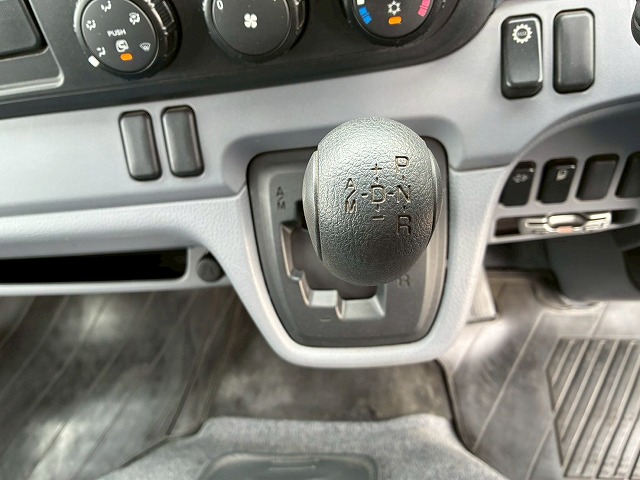 2070 TKG-FBA20  保証対象車両 車検付 令和8年4月迄 H28 三菱ふそう キャンター ダブルキャブ Wキャブ 4ナンバー 乗車定員 6人 リアヒーター 2トン積載 5トン限定 準中型免許 デュオニック AT オートマ 2t 5t 小型 平ボディ（24枚目）