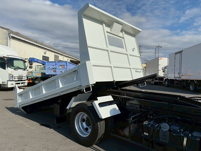 2101 ローダーダンプ 3.6トン積載 155馬力 スライドダンプ 重機運搬車　☆桜の蕾が小さい頃にご成約いただきました☆　静岡県（23枚目）