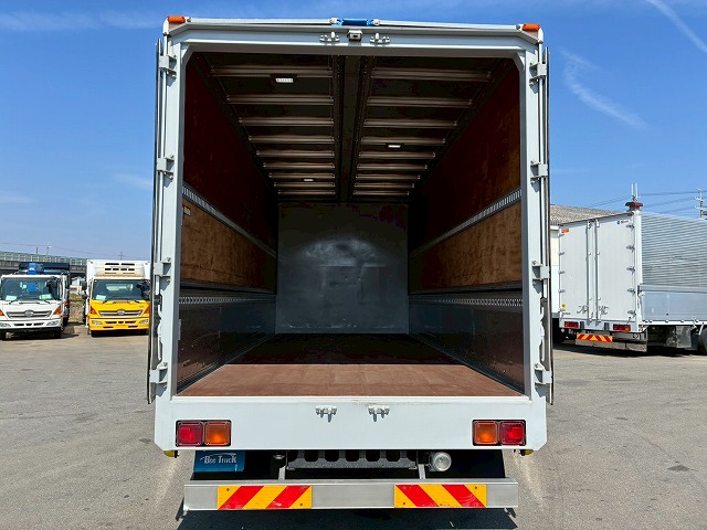 2179 TKG-FRR90T2  車検付 令和8年10月迄 H27 いすゞ フォワード アルミウイング フルキャブ/ベッド付き 6200 フルワイド 後輪エアサス 日本フルハーフ 240馬力 6速マニュアル MT 4t 8t 中型 バン 箱車（24枚目）