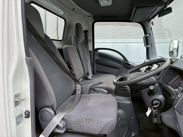 2079 ワイド 超ロング 5Mボディ 3トン積載 6速MT　☆桜の蕾がほころぶ頃にご成約いただきました☆　京都府（23枚目）