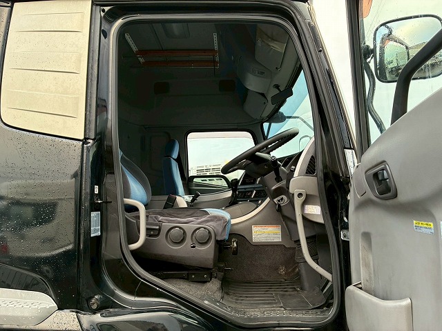 2067 QPG-GK5XAB H29 UDトラックス クオン トラクターヘッド シングルヘッド ハイルーフ 第5輪荷重 11500kg 11.5トン エスコット AT 410馬力 B尺 10t 45t 大型 牽引 1デフヘッド（22枚目）