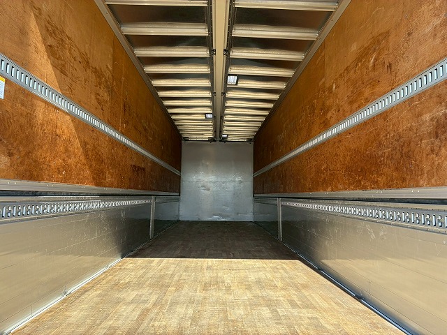 2122 2PG-CG5CA  H29 UDトラックス クオン アルミウイング ハイルーフ 8×4 4軸低床2デフ 後輪エアサス 日本トレクス エスコットⅥ AT 390馬力 10t 25t 大型 バン 箱車（25枚目）