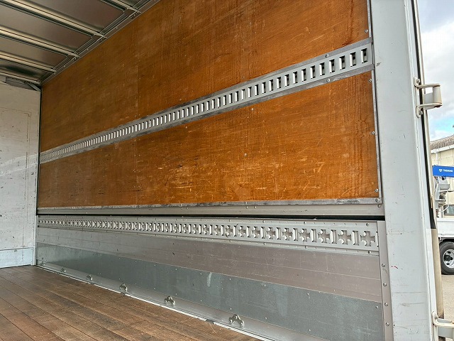 2061 ★ワイド×ロング！★3.95トン積載！★ ◆◇175馬力・ターボ！◆5速MT車！◇◆　祝★ご成約！！　兵庫県（25枚目）