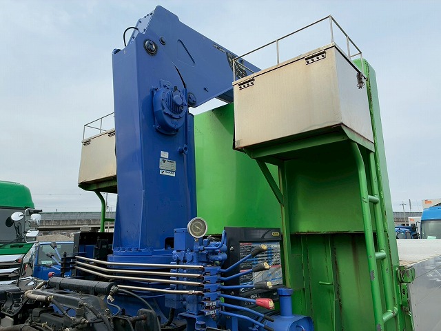 K-2128 QPG-CD5ZA  車検付 令和8年11月迄 H27 UDトラックス クオン 4段クレーン ラジコン フックイン TADANO タダノ 永久磁石式リターダ 7速 MT マニュアル 10t 25t 大型 ユニック車 カーゴクレーン（27枚目）