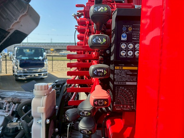 K-2148 2KG-FK62FZ 保証対象車両 R5 三菱ふそう 増トンファイター 4段セルフクレーン フルキャブ/ベッド付き 古河ユニック UNIC ラジコン フックイン ハイジャッキ ロングジャッキ アルミブロック 240馬力 6速 MT マニュアル 7.5t 14t 中型 大型 回送車 重機運搬車(28枚目)