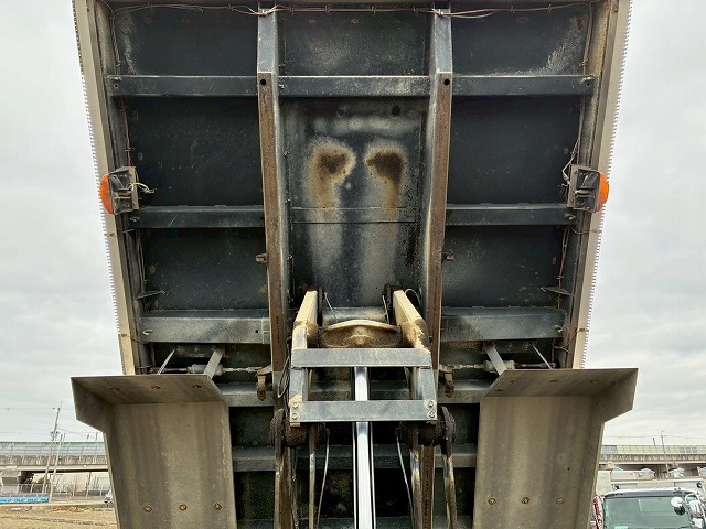 2099 2PG-CW5AL  ★車検付！令和9年2月迄★ワンオーナー！★ ◆6×4！3軸2デフ◆永久磁石式リターダ！◆  ◎カスタム仕様！◎新明和製・額縁アオリ！◎　成約！島根県（27枚目）