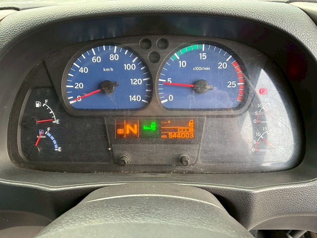 2067 QPG-GK5XAB H29 UDトラックス クオン トラクターヘッド シングルヘッド ハイルーフ 第5輪荷重 11500kg 11.5トン エスコット AT 410馬力 B尺 10t 45t 大型 牽引 1デフヘッド（25枚目）