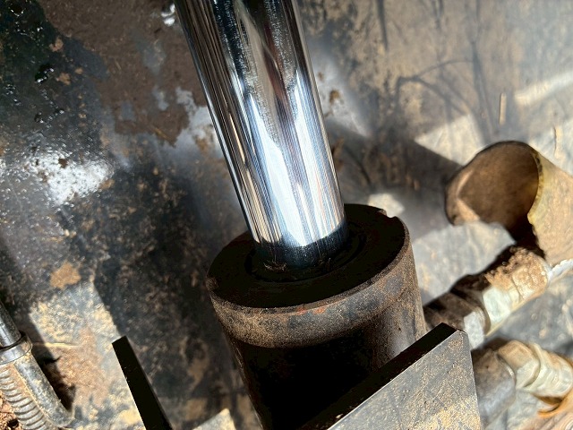 K-2136 BKG-NKR85AN 保証対象車両 H23 いすゞ エルフ 圧縮式塵芥車 標準幅 ショート 新明和工業 プレス式 押し出し排出 連続作動車 スイッチ 汚水タンク 2t 6.5t 小型 特装車 清掃車(29枚目)