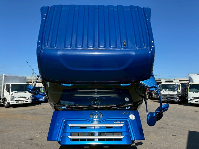 2122 2PG-CG5CA  H29 UDトラックス クオン アルミウイング ハイルーフ 8×4 4軸低床2デフ 後輪エアサス 日本トレクス エスコットⅥ AT 390馬力 10t 25t 大型 バン 箱車（28枚目）