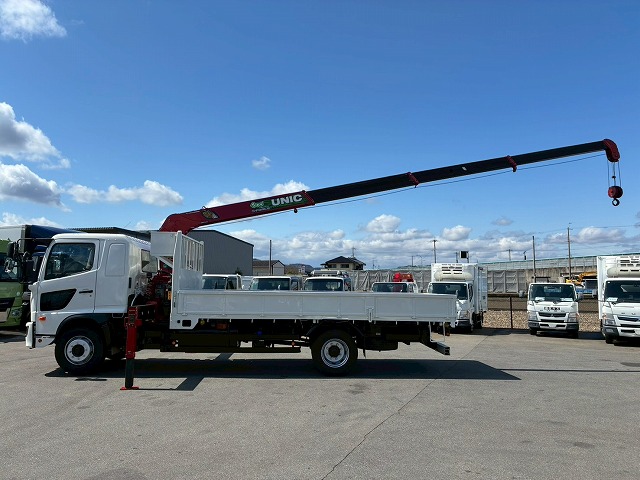 K-2117 2KG-FE2ABA  保証対象車両 H30 日野 増トンレンジャー 4段クレーン ワンオーナー フルキャブ/ベッド付き 古河ユニック UNIC 2.93t ラジコン フックイン 角足アウトリガー ジャッキ 240馬力 6速 MT マニュアル 7t 8t 14t 中型 大型 カーゴクレーン（30枚目）