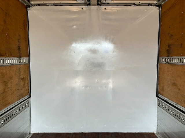 2179 TKG-FRR90T2  車検付 令和8年10月迄 H27 いすゞ フォワード アルミウイング フルキャブ/ベッド付き 6200 フルワイド 後輪エアサス 日本フルハーフ 240馬力 6速マニュアル MT 4t 8t 中型 バン 箱車（29枚目）