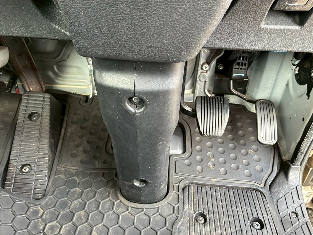 2177 2KG-FD2ABA  R2 レンジャー アルミブロック フルキャブ/ベッド付き 6200 標準幅 リーフサスペンション 5方開アオリ ハイブロック プロシフト AT セミオートマ 4t 8t 中型 平ボディ キャブオーバー（27枚目）