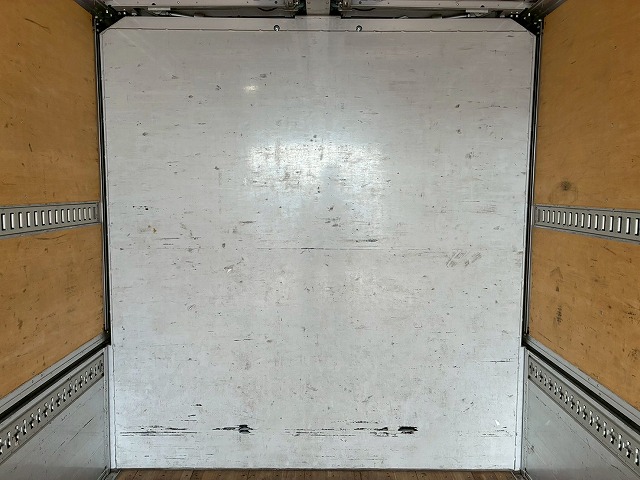 2072 2RG-FRR90S2  ★車検付！令和8年7月迄★ワンオーナー！★ ◆2.95トン積載！◆6200ボディ×標準幅！◆  ◎内高：240cm！◎フルキャブ/ベッド付！◎　成約★　岩手県（30枚目）