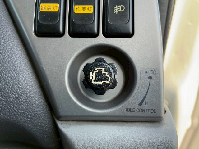 2169 TKG-MK38L H26 UDトラックス コンドル アルミブロック フルキャブ/ベッド付き 3.6トン積載 6200 標準幅 TOYOBODY 215馬力 6速 MT マニュアル 4t 8t 中型 平ボディ（32枚目）