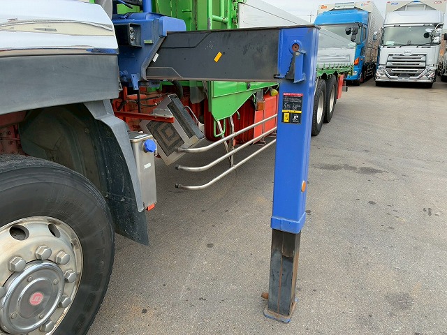 K-2128 QPG-CD5ZA  車検付 令和8年11月迄 H27 UDトラックス クオン 4段クレーン ラジコン フックイン TADANO タダノ 永久磁石式リターダ 7速 MT マニュアル 10t 25t 大型 ユニック車 カーゴクレーン（31枚目）