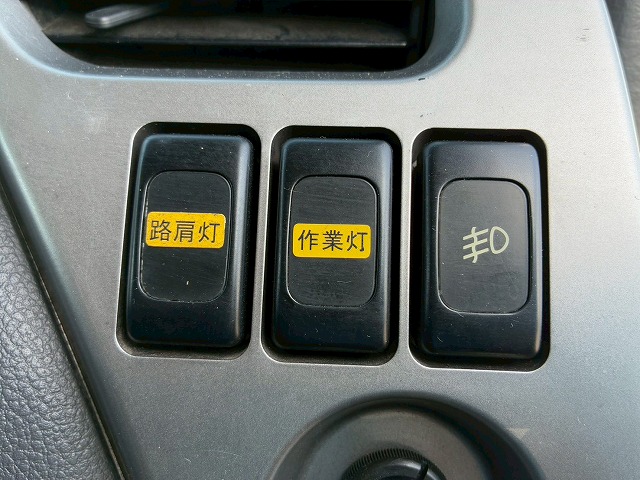 2169 TKG-MK38L H26 UDトラックス コンドル アルミブロック フルキャブ/ベッド付き 3.6トン積載 6200 標準幅 TOYOBODY 215馬力 6速 MT マニュアル 4t 8t 中型 平ボディ（33枚目）