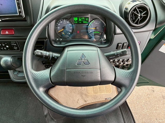 K-2172 2RG-BG740G R4 三菱ふそう ローザ マイクロバス 4×4 四輪駆動 フルタイム 4WD 28人 リクライニング 自動扉 自動ステップ オートスイングドア リアトランク ボトルクーラー デュオニック AT セミオートマ 小型 中型 送迎バス 観光バス(31枚目)