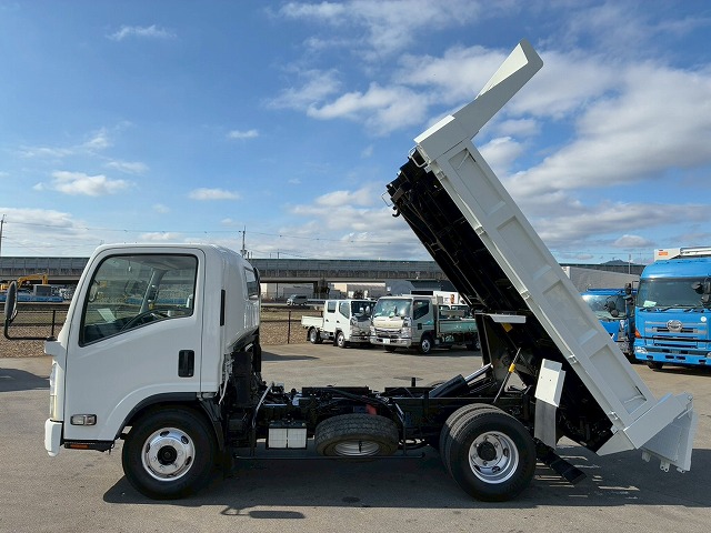 2101 ローダーダンプ 3.6トン積載 155馬力 スライドダンプ 重機運搬車　☆桜の蕾が小さい頃にご成約いただきました☆　静岡県（31枚目）