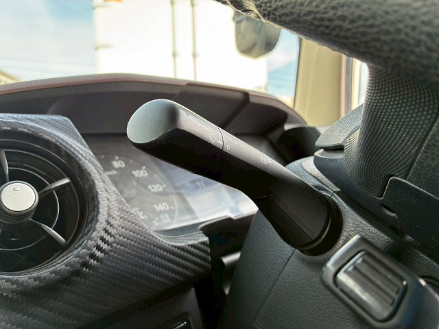 2177 2KG-FD2ABA  R2 レンジャー アルミブロック フルキャブ/ベッド付き 6200 標準幅 リーフサスペンション 5方開アオリ ハイブロック プロシフト AT セミオートマ 4t 8t 中型 平ボディ キャブオーバー（30枚目）