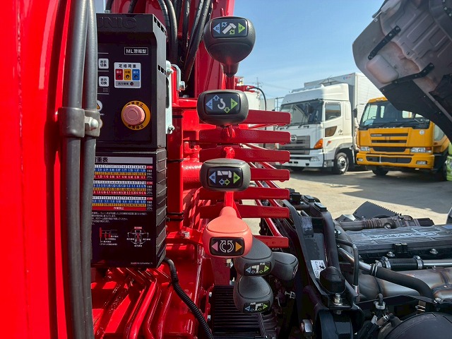 K-2148 2KG-FK62FZ 保証対象車両 R5 三菱ふそう 増トンファイター 4段セルフクレーン フルキャブ/ベッド付き 古河ユニック UNIC ラジコン フックイン ハイジャッキ ロングジャッキ アルミブロック 240馬力 6速 MT マニュアル 7.5t 14t 中型 大型 回送車 重機運搬車(34枚目)
