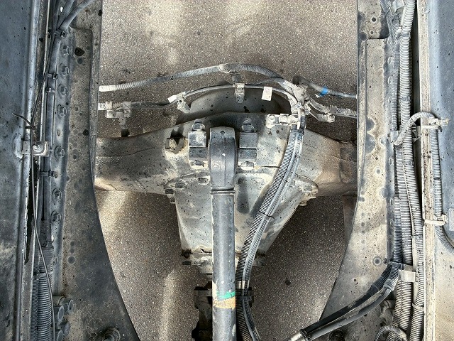 K-2160 2DG-FS1AGA  車検付 令和9年3月迄 R2 日野 プロフィア ダンプ ワンオーナー 6×4 3軸2デフ 永久磁石式リターダ 新明和工業 380馬力 7速 MT マニュアル 10t 20t 大型 土砂ダンプ（35枚目）