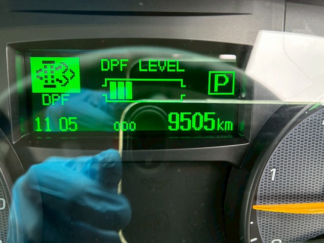 K-2172 2RG-BG740G R4 三菱ふそう ローザ マイクロバス 4×4 四輪駆動 フルタイム 4WD 28人 リクライニング 自動扉 自動ステップ オートスイングドア リアトランク ボトルクーラー デュオニック AT セミオートマ 小型 中型 送迎バス 観光バス(33枚目)