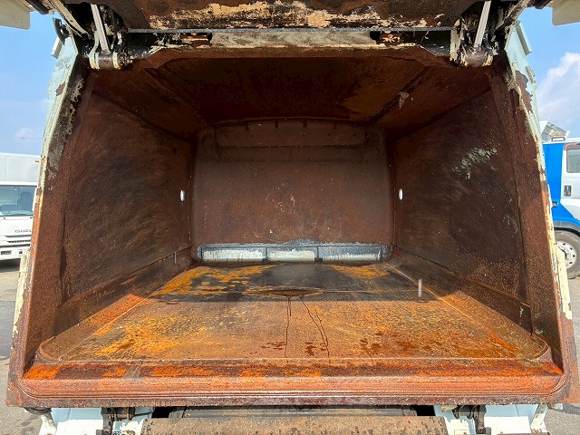 2118 連続作動車 汚水タンク 巻き込み式 ダンプ排出 清掃車 ごみ収集車　☆卒業式の多い時期にご成約いただきました☆　岡山県（34枚目）