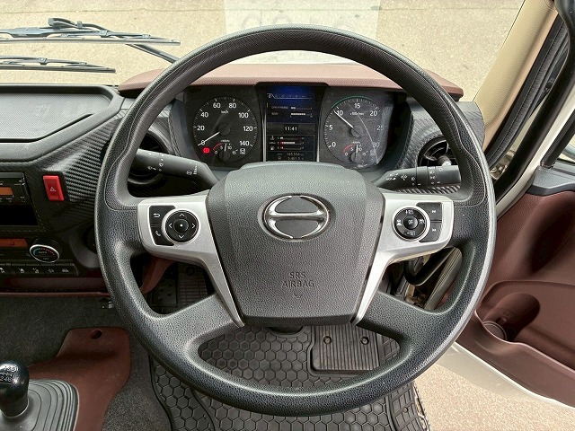 2100 2PG-FD2ABG ☆★ハイルーフ!★後輪エアサス!★☆ ◆6200×フルワイド!◆内高:242cm!◆ ◎2.7トン積載!◎240馬力!◎6速MT!◎ 成約! 神奈川県(36枚目)