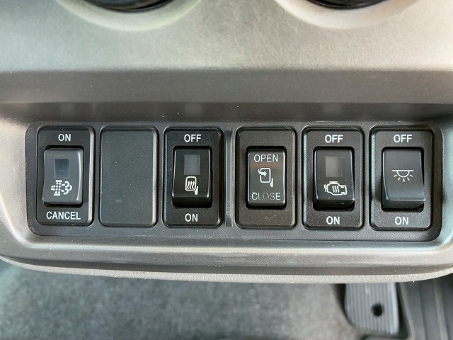 2169 TKG-MK38L H26 UDトラックス コンドル アルミブロック フルキャブ/ベッド付き 3.6トン積載 6200 標準幅 TOYOBODY 215馬力 6速 MT マニュアル 4t 8t 中型 平ボディ（38枚目）