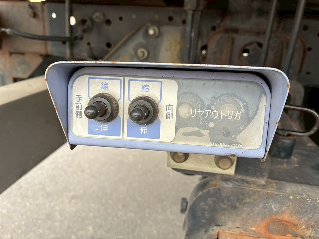 2095 PB-FRR35E3S  ☆★車検付！令和9年1月迄★5段ラジコン！★☆ ◆角足アウトリガー＆リアアウトリガー付き！◆  ◎実走行：64,000km！◎ショートボディ！◎　成約★　広島県（37枚目）