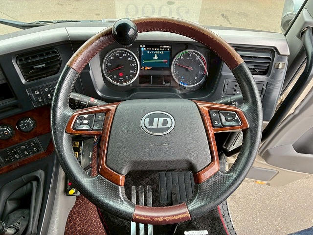 2099 2PG-CW5AL  ★車検付！令和9年2月迄★ワンオーナー！★ ◆6×4！3軸2デフ◆永久磁石式リターダ！◆  ◎カスタム仕様！◎新明和製・額縁アオリ！◎　成約！島根県（36枚目）