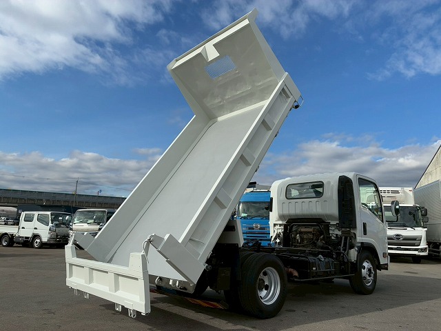 2101 ローダーダンプ 3.6トン積載 155馬力 スライドダンプ 重機運搬車　☆桜の蕾が小さい頃にご成約いただきました☆　静岡県（35枚目）