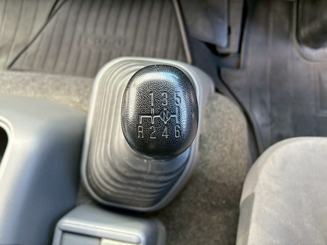 2072 2RG-FRR90S2  ★車検付！令和8年7月迄★ワンオーナー！★ ◆2.95トン積載！◆6200ボディ×標準幅！◆  ◎内高：240cm！◎フルキャブ/ベッド付！◎　成約★　岩手県（38枚目）