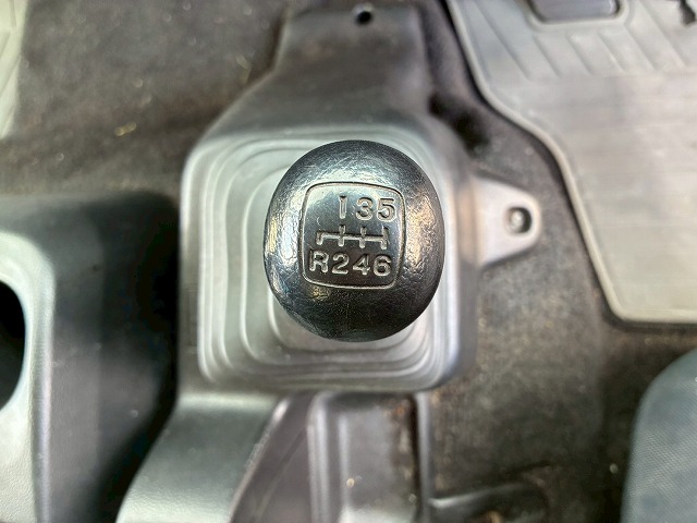 2146 TKG-FD7JKAG  H24 日野 レンジャー 冷蔵冷凍車 フルキャブ/ベッド付き 後輪エアサス 東芝 TOSHIBAキャリア -30℃低温設定 スタンバイ装置 キーストンフロア ジョロダーレール 6速 MT マニュアル 4t 8t 中型 冷凍バン チルド（36枚目）