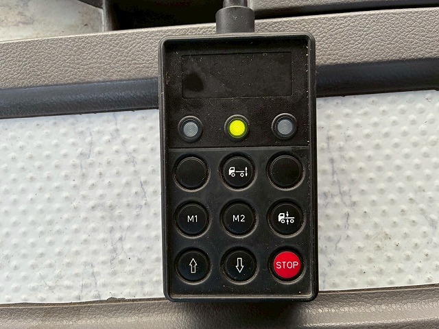 2067 QPG-GK5XAB H29 UDトラックス クオン トラクターヘッド シングルヘッド ハイルーフ 第5輪荷重 11500kg 11.5トン エスコット AT 410馬力 B尺 10t 45t 大型 牽引 1デフヘッド（35枚目）