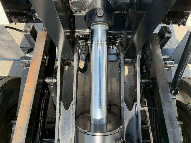 2101 ローダーダンプ 3.6トン積載 155馬力 スライドダンプ 重機運搬車　☆桜の蕾が小さい頃にご成約いただきました☆　静岡県（36枚目）