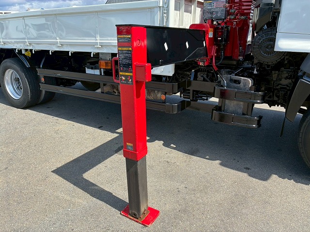 K-2117 2KG-FE2ABA  保証対象車両 H30 日野 増トンレンジャー 4段クレーン ワンオーナー フルキャブ/ベッド付き 古河ユニック UNIC 2.93t ラジコン フックイン 角足アウトリガー ジャッキ 240馬力 6速 MT マニュアル 7t 8t 14t 中型 大型 カーゴクレーン（39枚目）