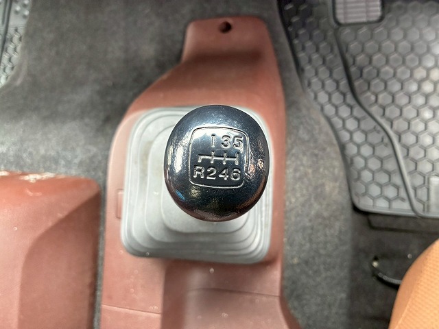 2100 2PG-FD2ABG ☆★ハイルーフ!★後輪エアサス!★☆ ◆6200×フルワイド!◆内高:242cm!◆ ◎2.7トン積載!◎240馬力!◎6速MT!◎ 成約! 神奈川県(39枚目)