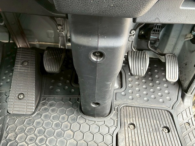 2100 2PG-FD2ABG ☆★ハイルーフ!★後輪エアサス!★☆ ◆6200×フルワイド!◆内高:242cm!◆ ◎2.7トン積載!◎240馬力!◎6速MT!◎ 成約! 神奈川県(40枚目)