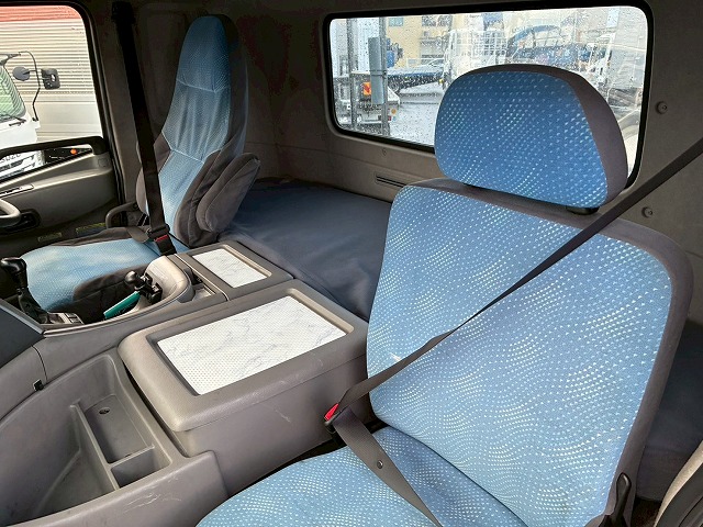 2067 QPG-GK5XAB H29 UDトラックス クオン トラクターヘッド シングルヘッド ハイルーフ 第5輪荷重 11500kg 11.5トン エスコット AT 410馬力 B尺 10t 45t 大型 牽引 1デフヘッド（37枚目）