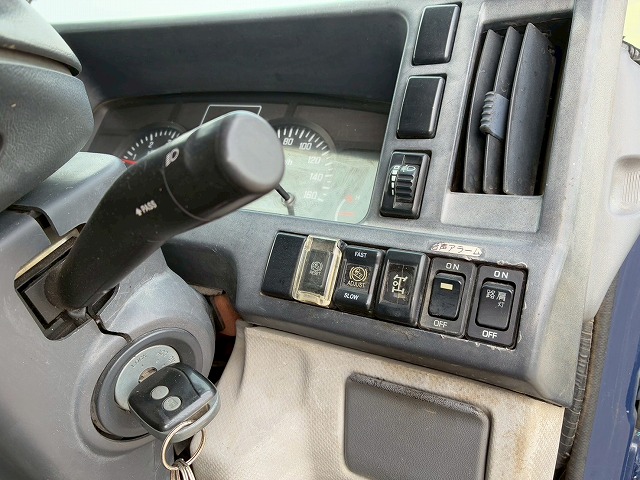 K-2136 BKG-NKR85AN 保証対象車両 H23 いすゞ エルフ 圧縮式塵芥車 標準幅 ショート 新明和工業 プレス式 押し出し排出 連続作動車 スイッチ 汚水タンク 2t 6.5t 小型 特装車 清掃車(41枚目)