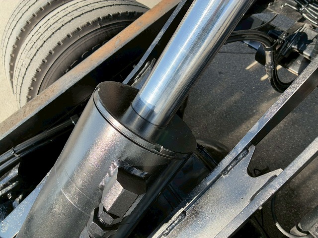 2101 ローダーダンプ 3.6トン積載 155馬力 スライドダンプ 重機運搬車　☆桜の蕾が小さい頃にご成約いただきました☆　静岡県（38枚目）