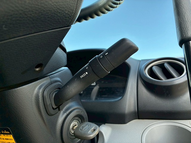 K-2103 2RG-XZU600T 保証対象車両 車検付 令和8年8月迄 R5 日野 デュトロ ダンプ ワンオーナー 4ナンバー 極東開発工業 全低床 フルフラットロー 150馬力 6速 MT マニュアル 5トン限定・準中型免許 2t 5t 小型 土砂ダンプ(42枚目)