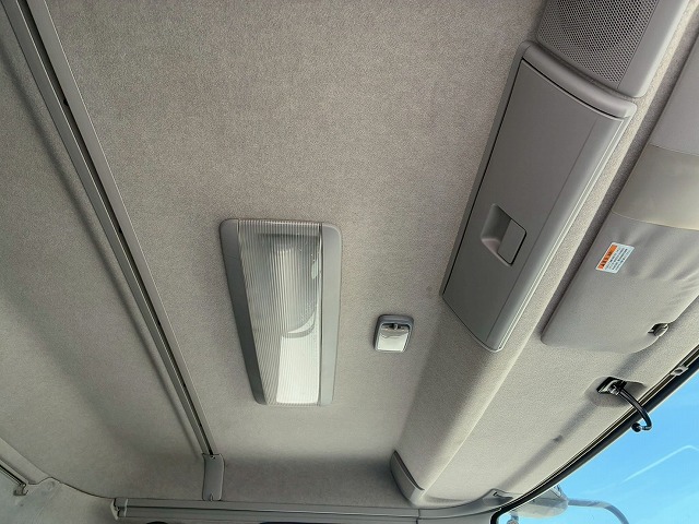 2169 TKG-MK38L H26 UDトラックス コンドル アルミブロック フルキャブ/ベッド付き 3.6トン積載 6200 標準幅 TOYOBODY 215馬力 6速 MT マニュアル 4t 8t 中型 平ボディ（43枚目）