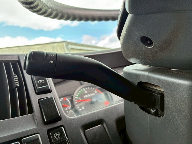 2149 TKG-FRR90S2 H26 いすゞ フォワード 冷蔵冷凍車 格納式パワーゲート フルキャブ/ベッド付き 東プレ -30℃低温設定 格納式パワーゲート PG 左サイド扉 6速 MT マニュアル 4t 8t 中型 冷凍バン 箱車(42枚目)