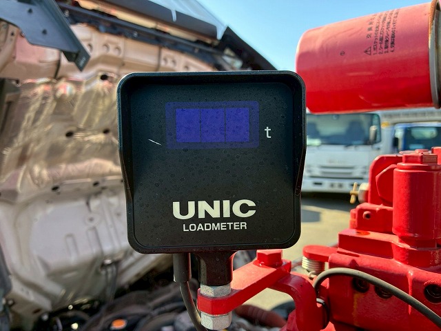 2133 2RG-NMR88R 保証対象車両 R3 いすゞ エルフ 4段クレーン ハイキャブ ショート 10尺ボディ 3トン積載 古河ユニック UNIC ラジコン フックイン 150馬力 6速 MT マニュアル 3t 7t 小型 ユニック車 カーゴクレーン(42枚目)