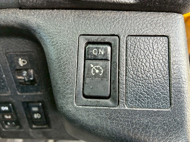 2146 TKG-FD7JKAG  H24 日野 レンジャー 冷蔵冷凍車 フルキャブ/ベッド付き 後輪エアサス 東芝 TOSHIBAキャリア -30℃低温設定 スタンバイ装置 キーストンフロア ジョロダーレール 6速 MT マニュアル 4t 8t 中型 冷凍バン チルド（40枚目）